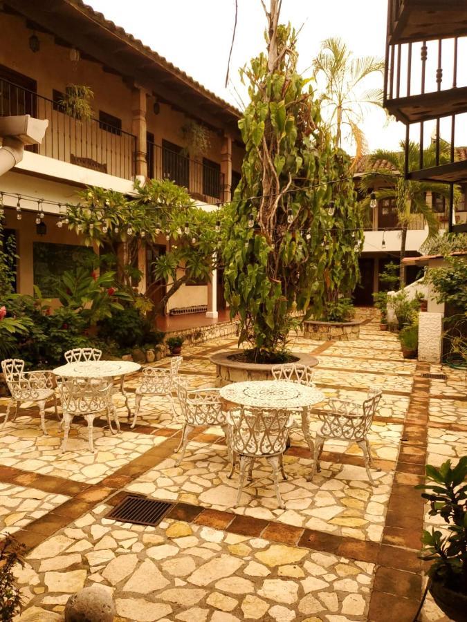 קופאן Hotel Don Udos Bed & Breakfast מראה חיצוני תמונה