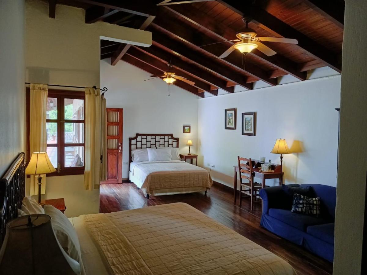 קופאן Hotel Don Udos Bed & Breakfast מראה חיצוני תמונה