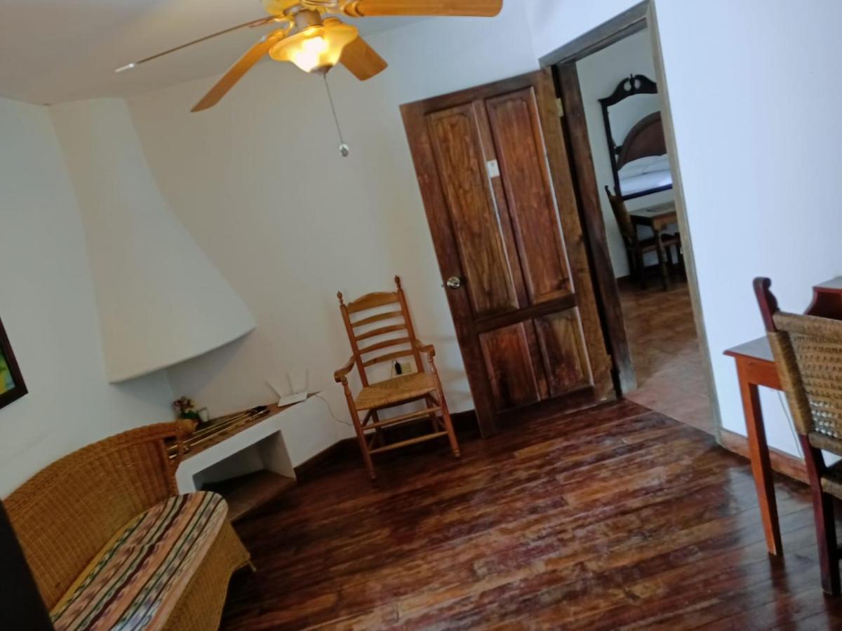 קופאן Hotel Don Udos Bed & Breakfast מראה חיצוני תמונה