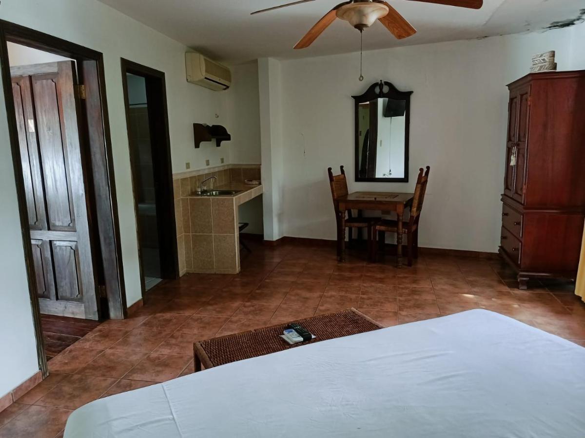 קופאן Hotel Don Udos Bed & Breakfast מראה חיצוני תמונה