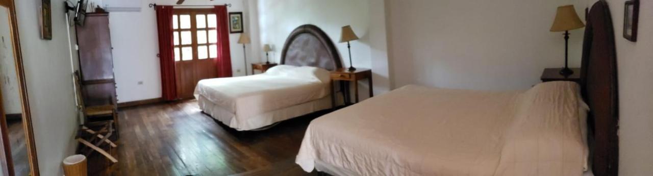קופאן Hotel Don Udos Bed & Breakfast מראה חיצוני תמונה