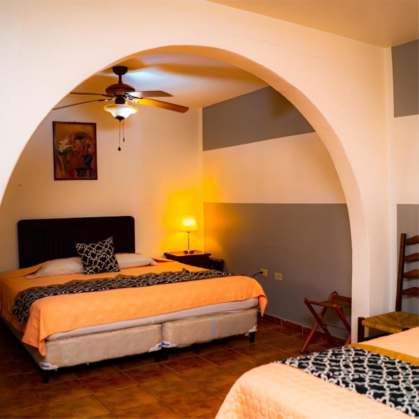 קופאן Hotel Don Udos Bed & Breakfast מראה חיצוני תמונה