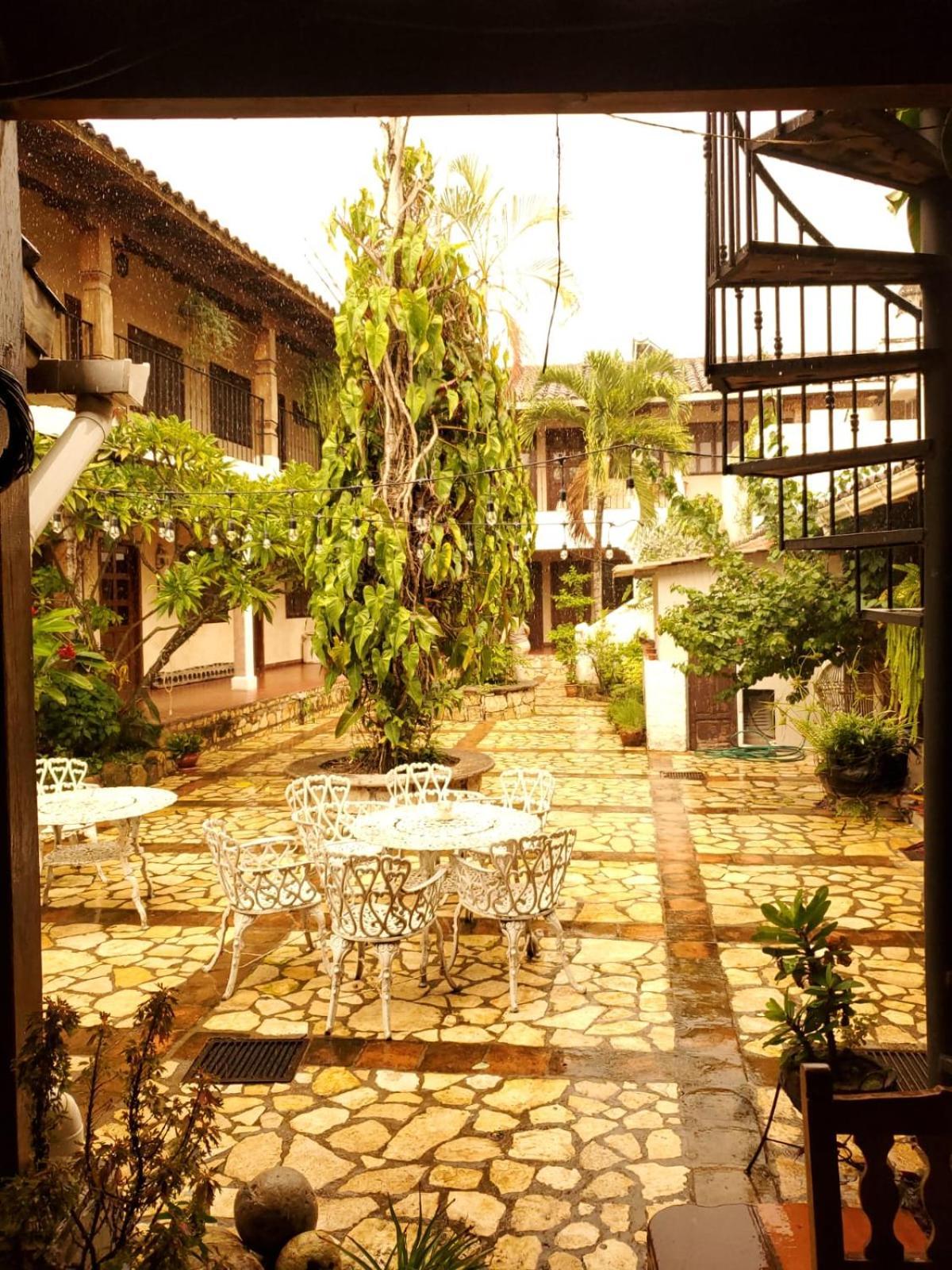 קופאן Hotel Don Udos Bed & Breakfast מראה חיצוני תמונה